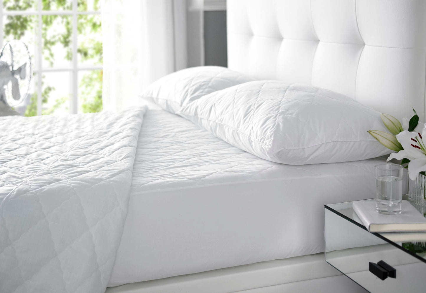 Coolmax_quilted_mattress_protector_bed_shot